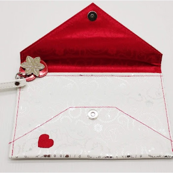 Brand New Decorte Envelope Pouch - Picture 3 of 5